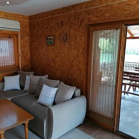 Vikendica Odmor Na Drini Holiday home Ljubovija